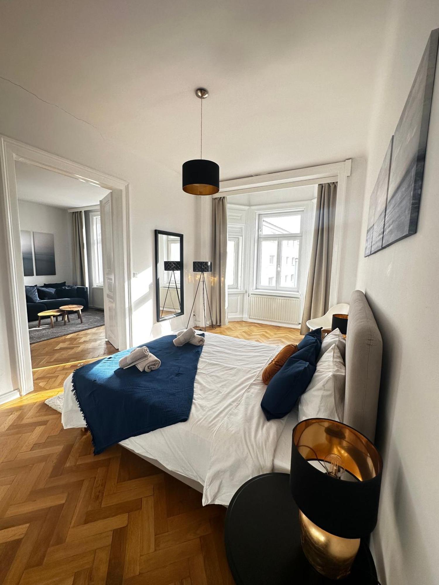 Luxury 3 Bedroom Apartment Near Schoenbrunn Palace Wien Exterior foto